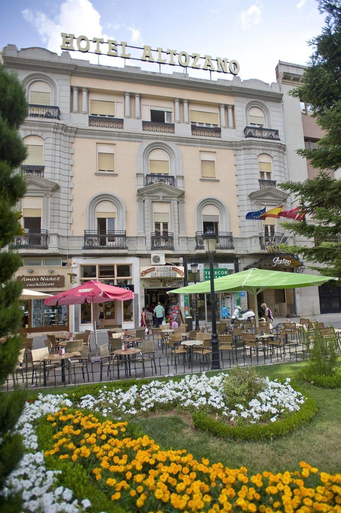 Hotel Altozano Албасете Екстериор снимка